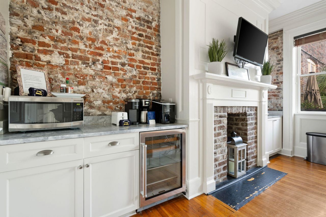 21 Broad Street Photo 17