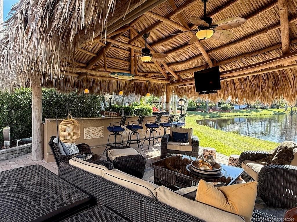 464 NW Sandtrap Lane, Port Saint Lucie, FL 34986 Photo