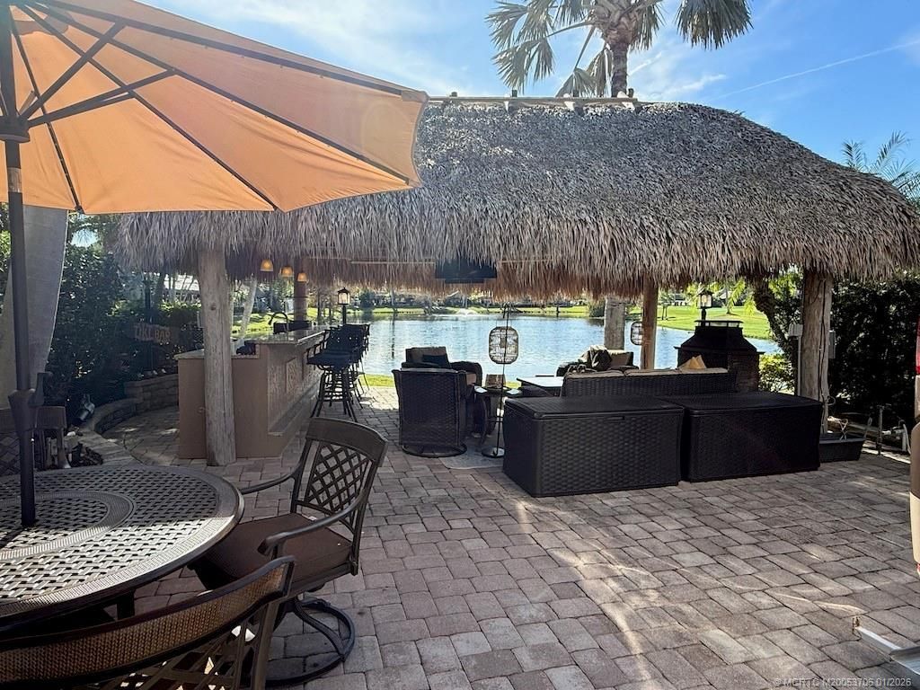 464 NW Sandtrap Lane, Port Saint Lucie, FL 34986 Photo