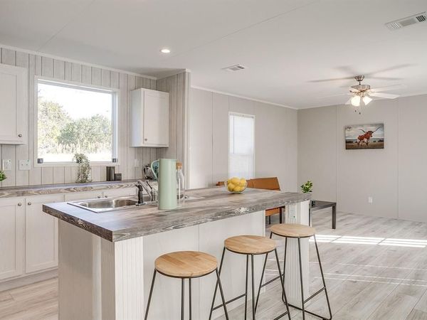 6303 N Oklahoma Trail, Granbury, TX 76048