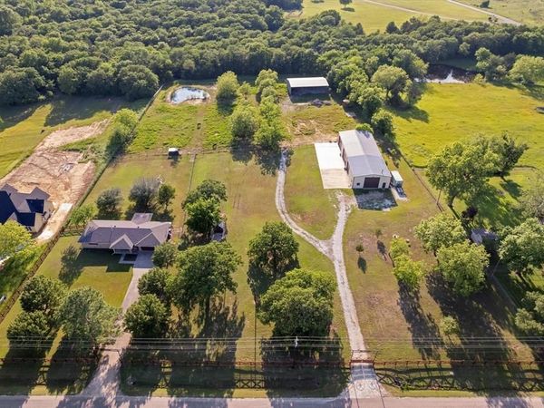 233 Reast Road, Whitesboro, TX 76273