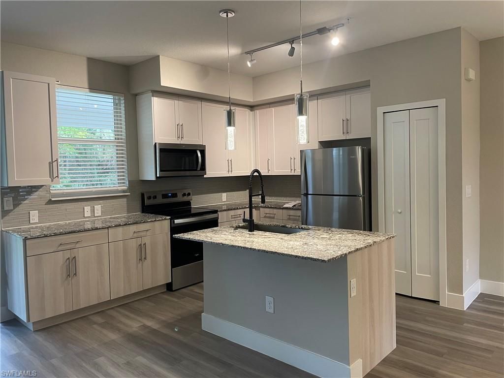 7028 Ambrosia Ln, Unit 801, Naples, FL 34119 Photo