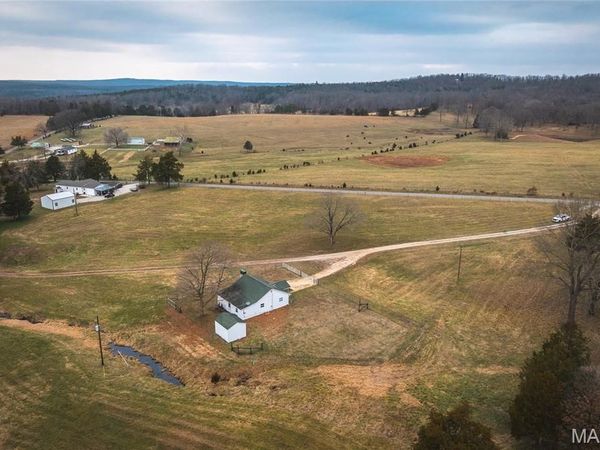 10555 Pashia Road, Potosi, MO 63664