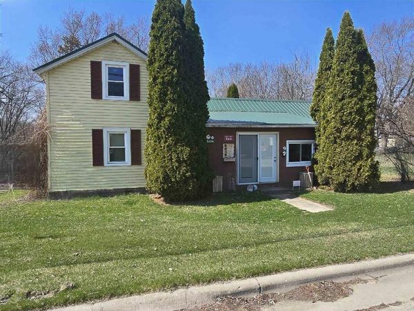 5416 County Road D, Afton, WI 53501