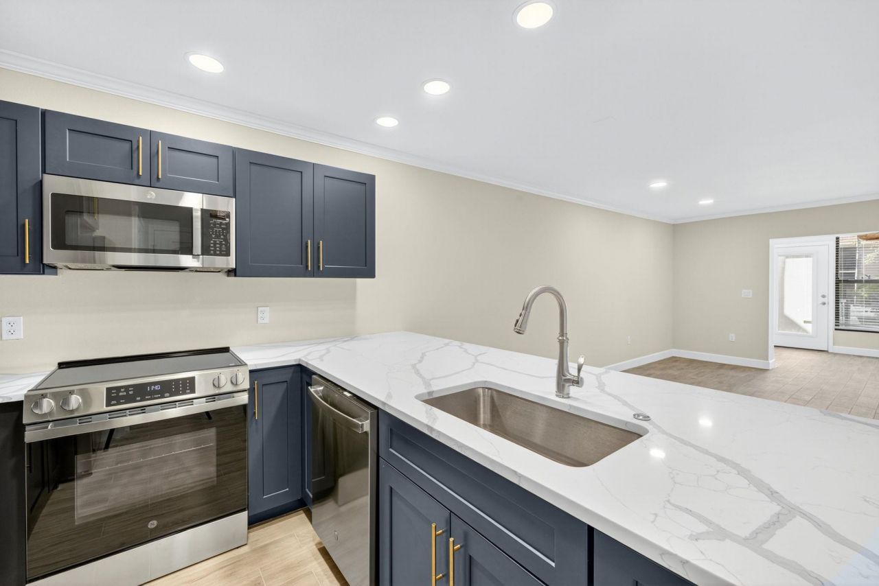 629 Nerita St, Unit A-4, Sanibel, FL 33957 Photo