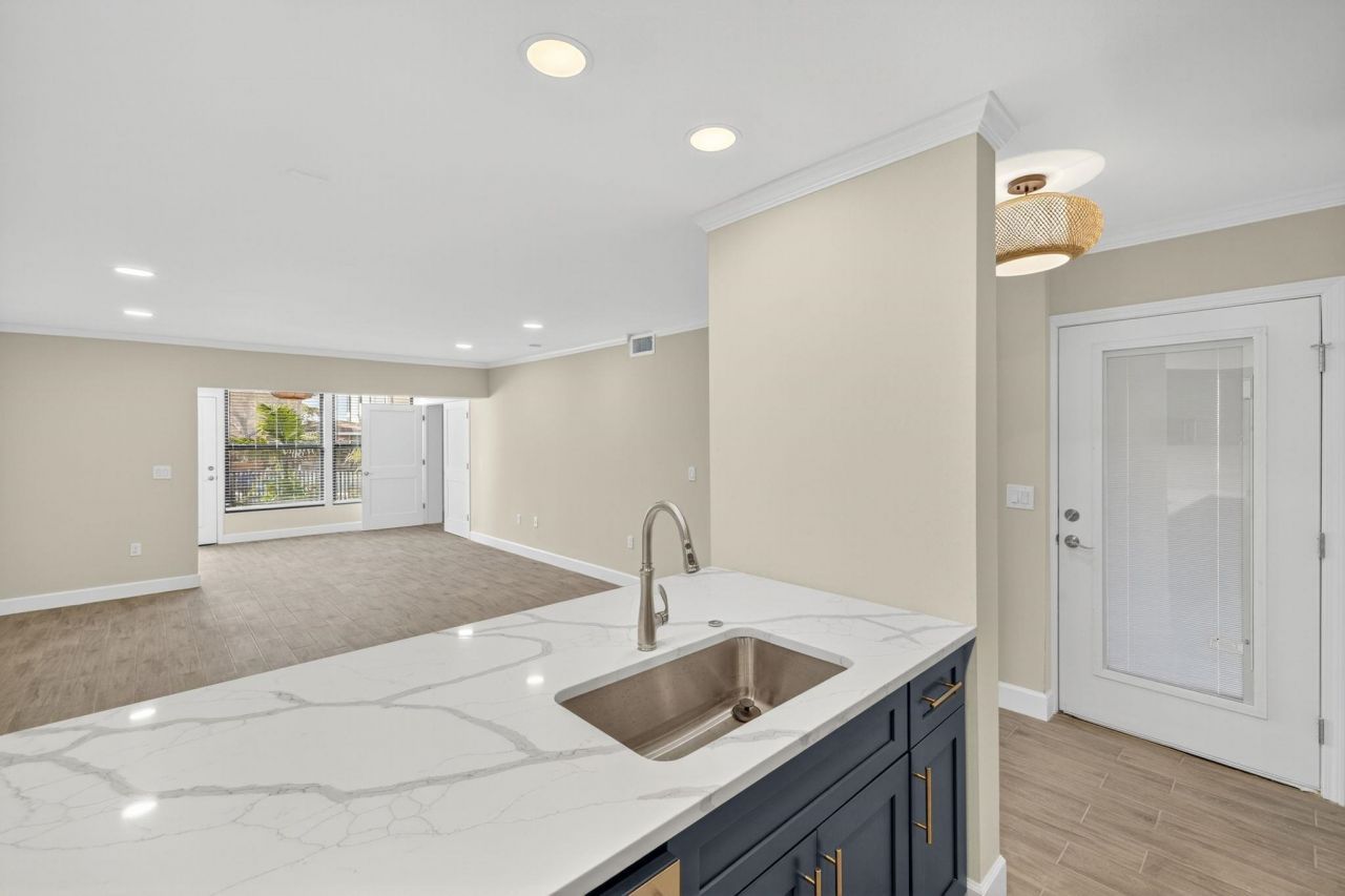 629 Nerita St, Unit A-4, Sanibel, FL 33957 Photo