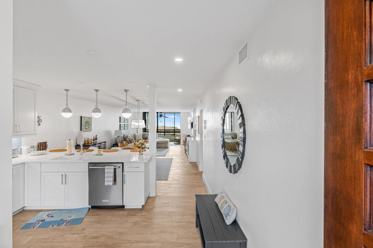 2777 W Gulf Dr, Unit 109, Sanibel, FL 33957 Photo