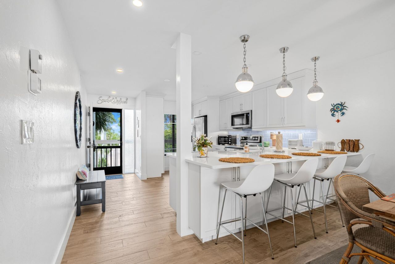 2777 W Gulf Dr, Unit 109, Sanibel, FL 33957 Photo