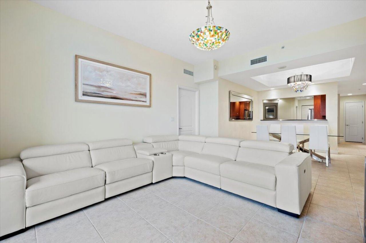 801 S Olive Avenue, Unit 601, West Palm Beach, FL 33401 Photo