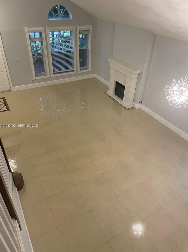 1552 NW 135th Ave , Pembroke Pines, FL 33028 Photo