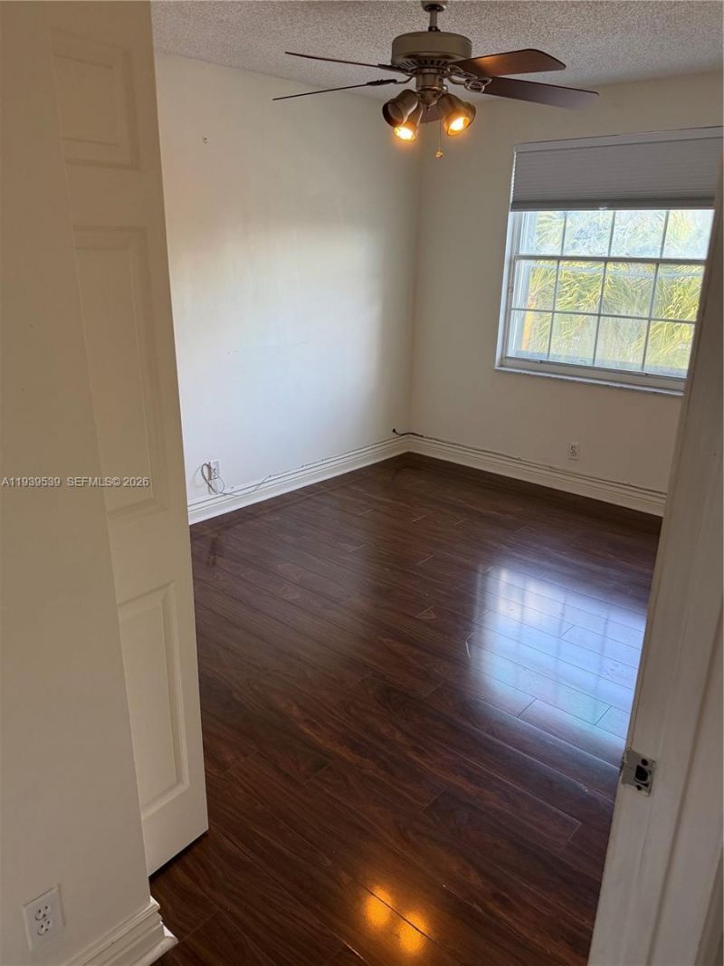 1552 NW 135th Ave , Pembroke Pines, FL 33028 Photo