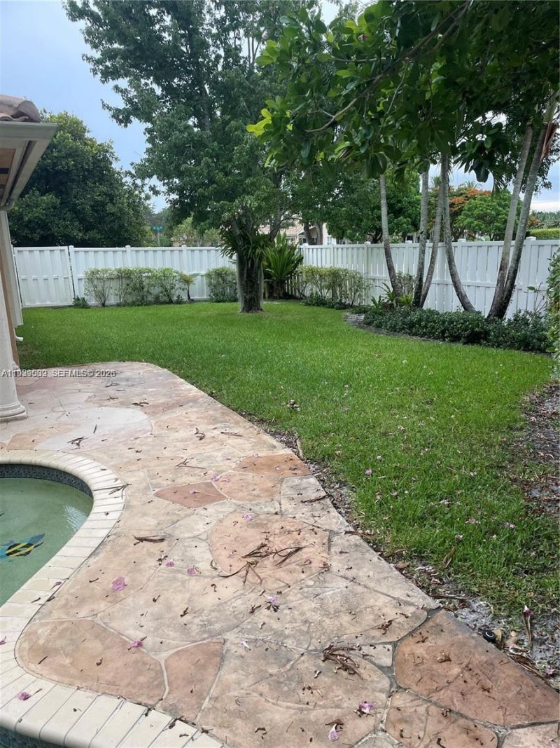 1552 NW 135th Ave , Pembroke Pines, FL 33028 Photo