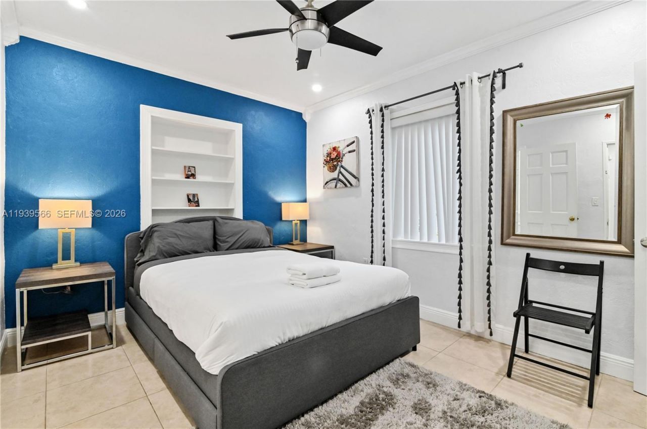 5841 SW 58th Ter, South Miami, FL 33143 Photo