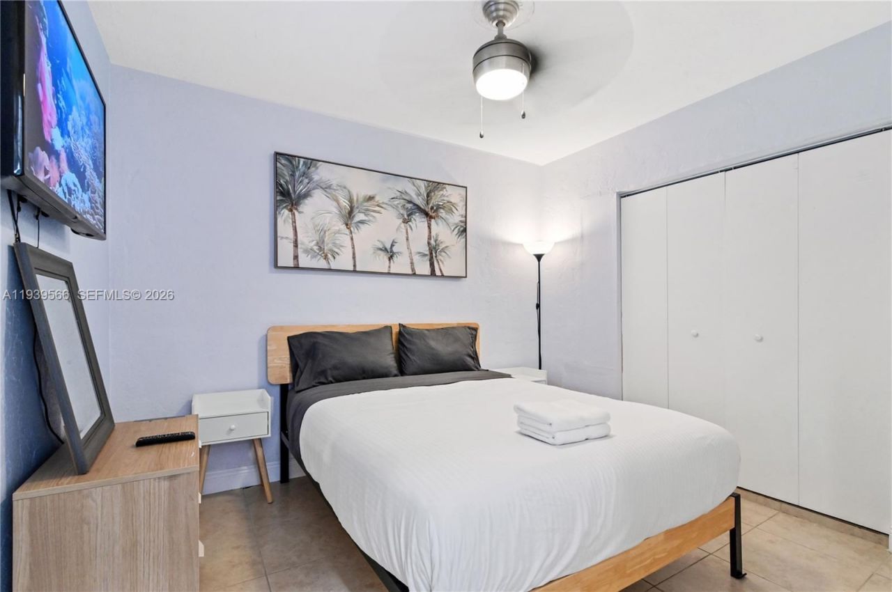 5841 SW 58th Ter, South Miami, FL 33143 Photo