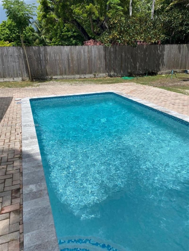 5841 SW 58th Ter, South Miami, FL 33143 Photo