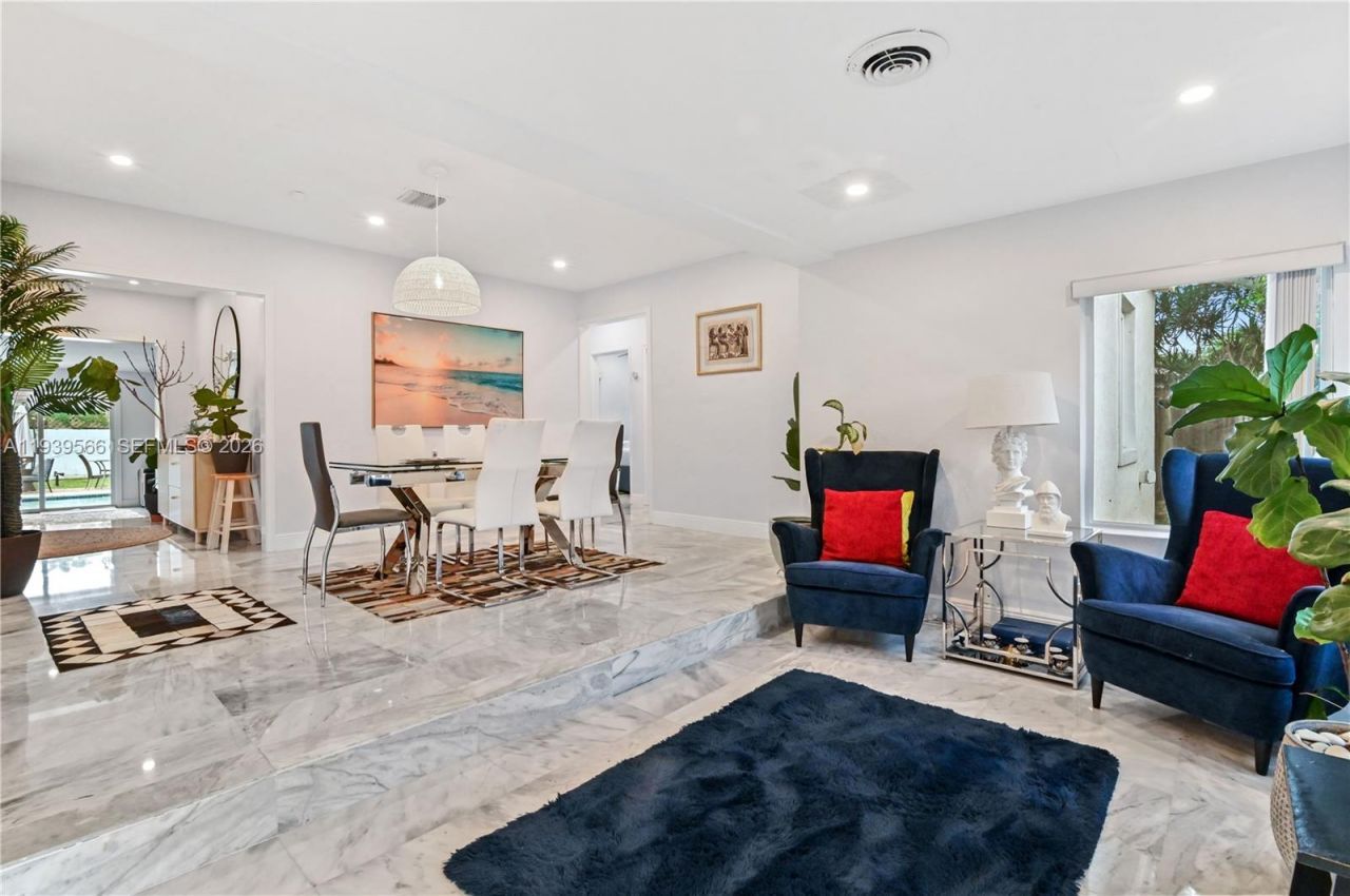 5841 SW 58th Ter, South Miami, FL 33143 Photo