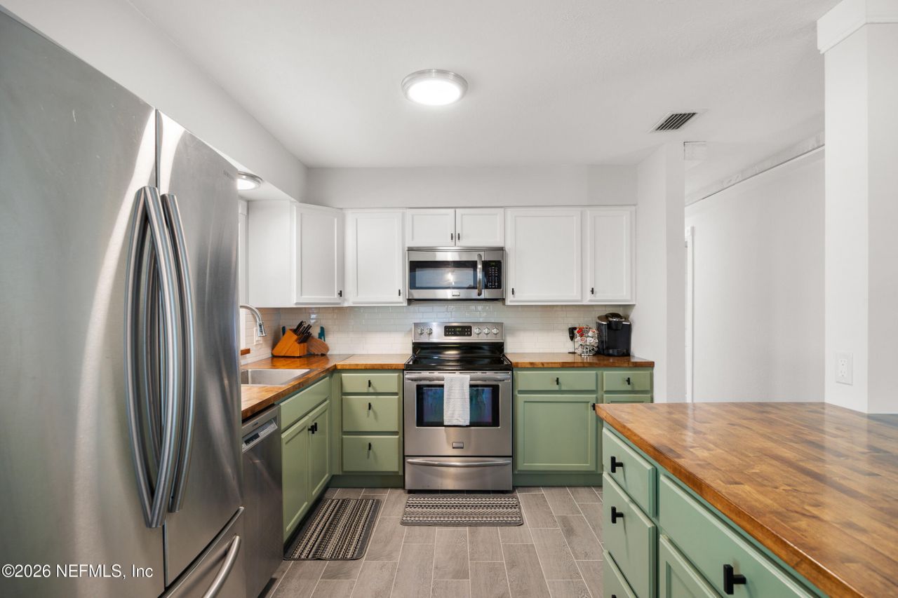 17 Palm Drive, Yankeetown, FL 34498 Photo