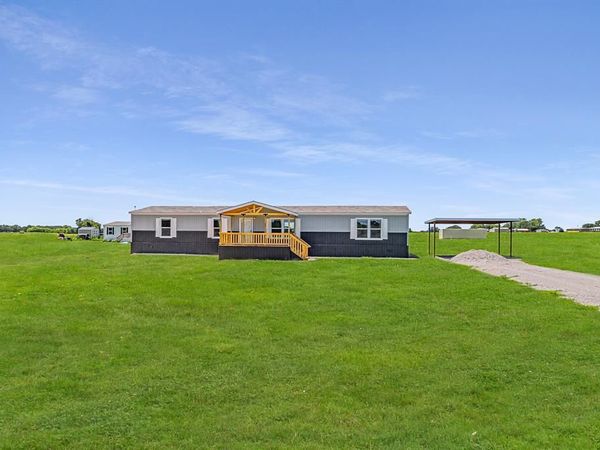 3106 Smyrna Road, Sunset, TX 76270