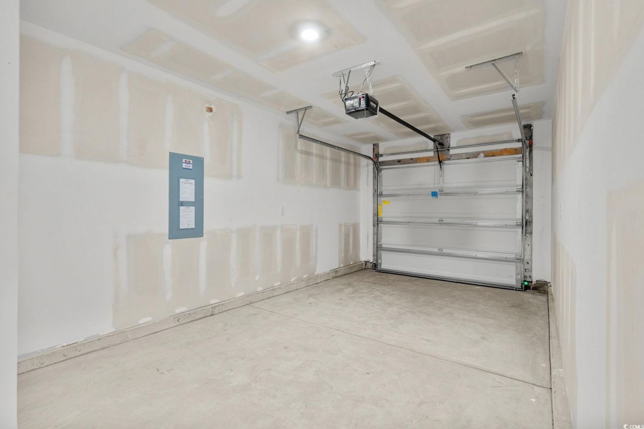 612 Golden Resin Rd Photo 33