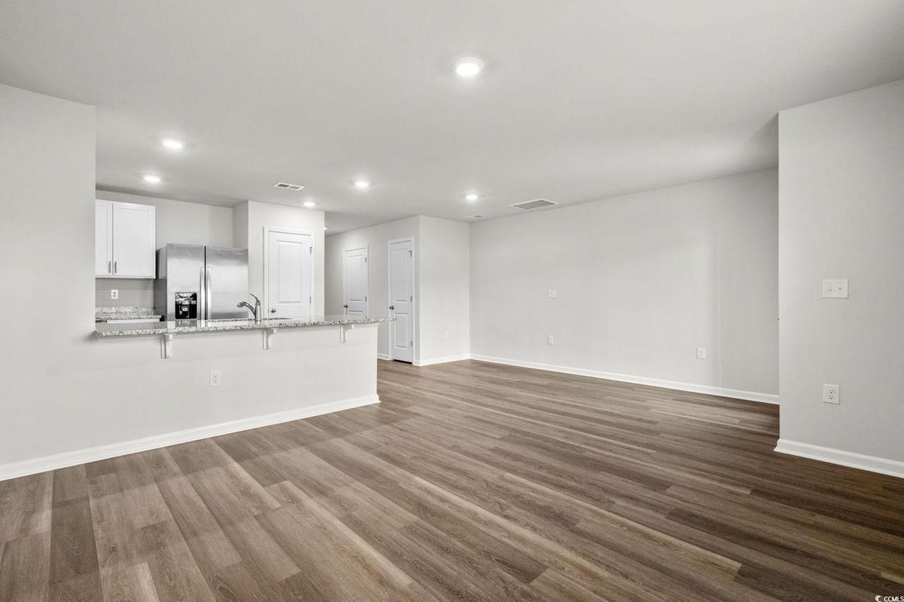 612 Golden Resin Rd Photo 9