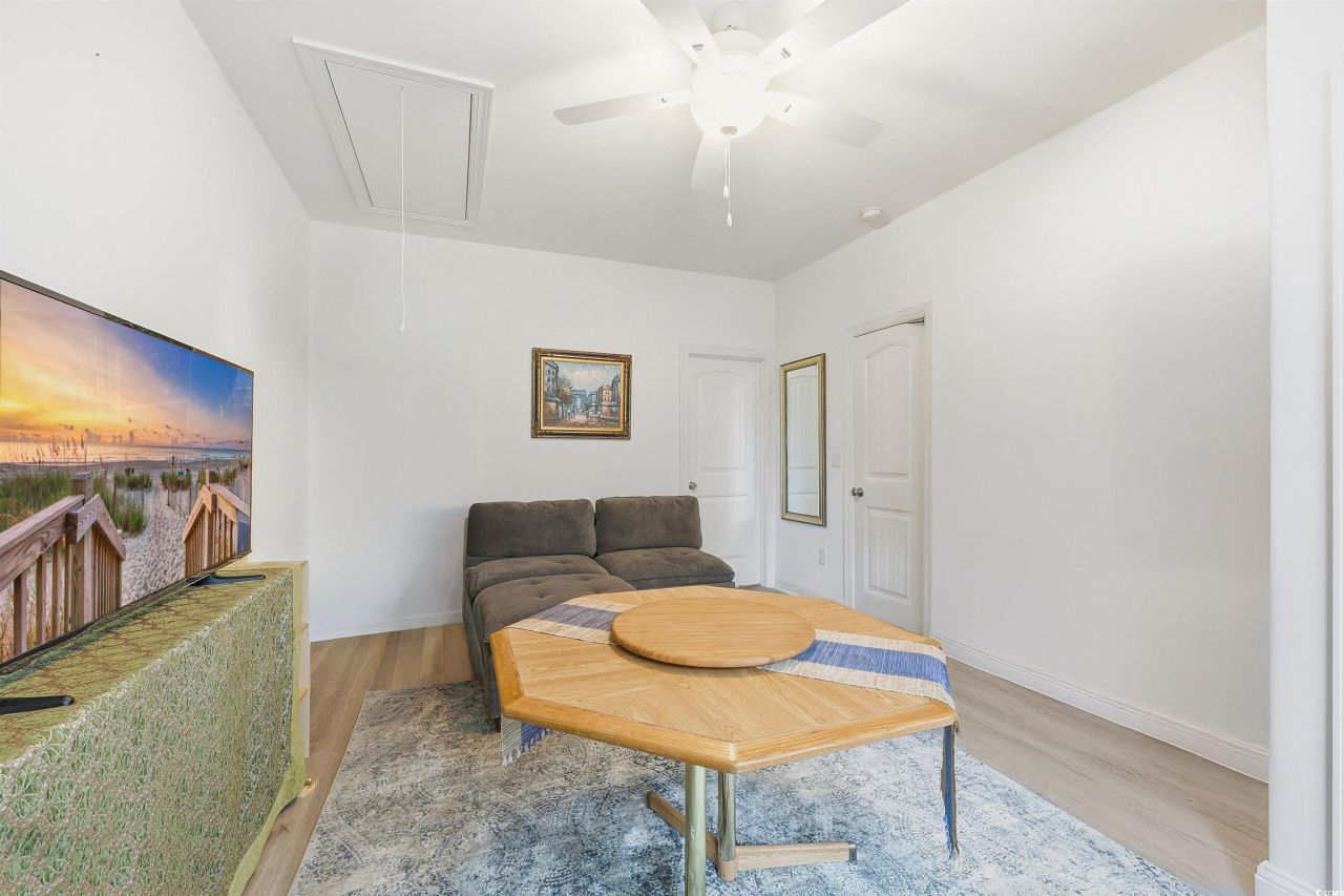 116 Kingsbury Loop Photo 17