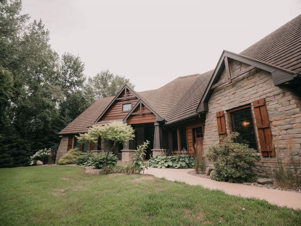 650 33rd Street NW, Austin, MN 55912