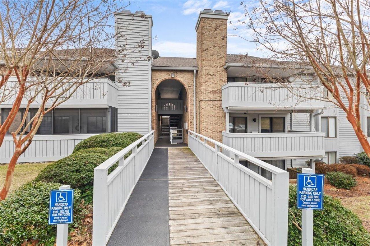 2503 Gatehouse Ln, Salem, VA 24153 Main Photo