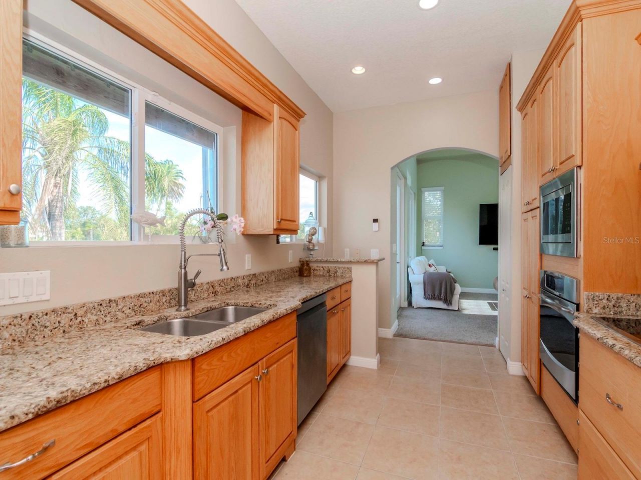 320 Georgia Avenue, Crystal Beach, FL 34681 Photo