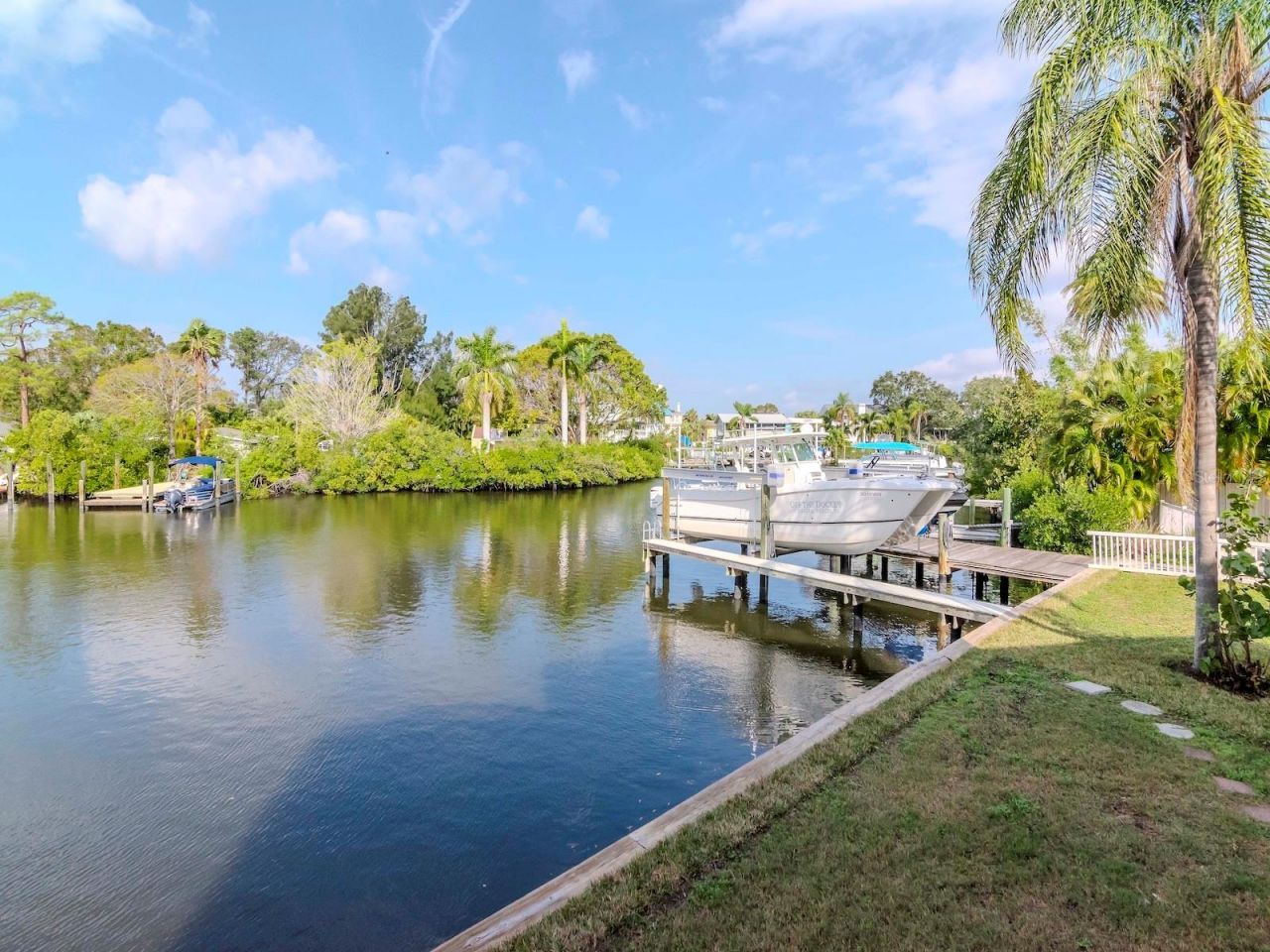 320 Georgia Avenue, Crystal Beach, FL 34681 Photo