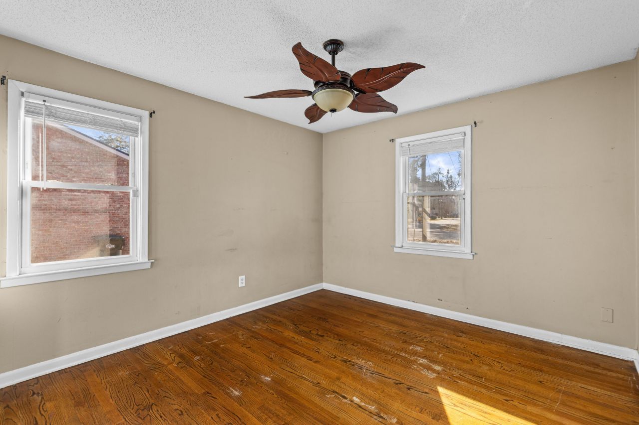 105 Belknap Road Photo 15