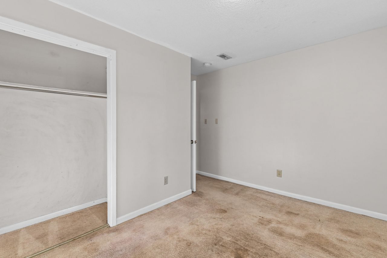 105 Belknap Road Photo 18