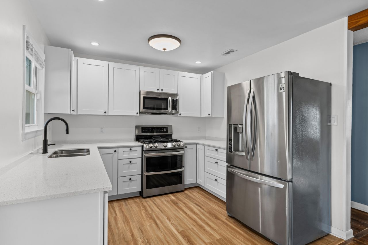 105 Belknap Road Photo 3