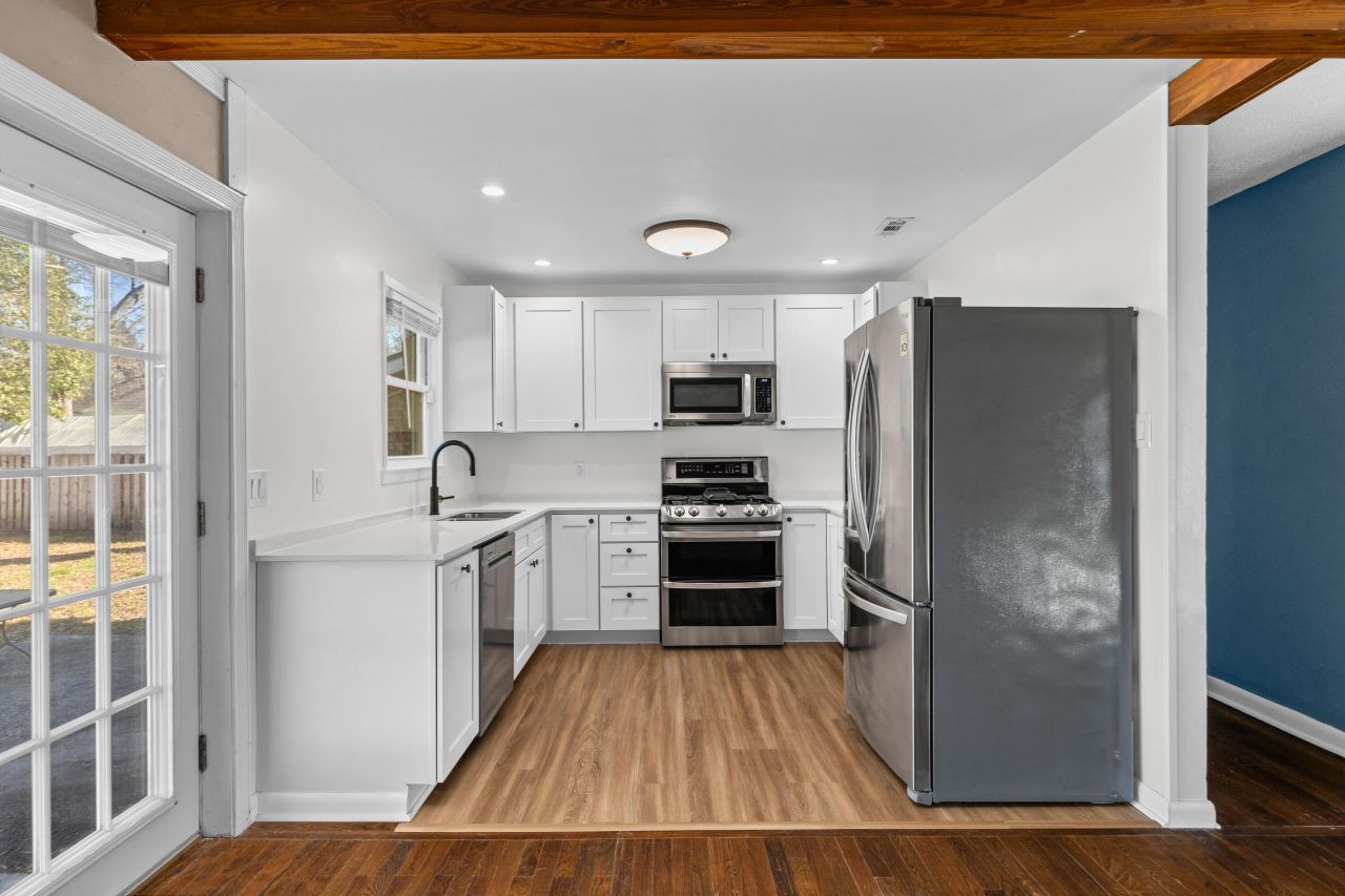 105 Belknap Road Photo 4