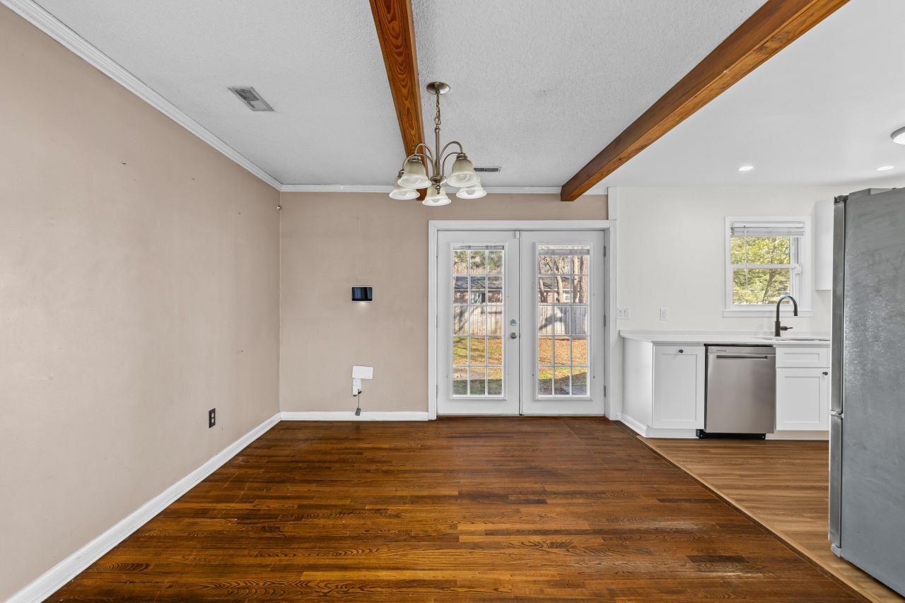 105 Belknap Road Photo 7