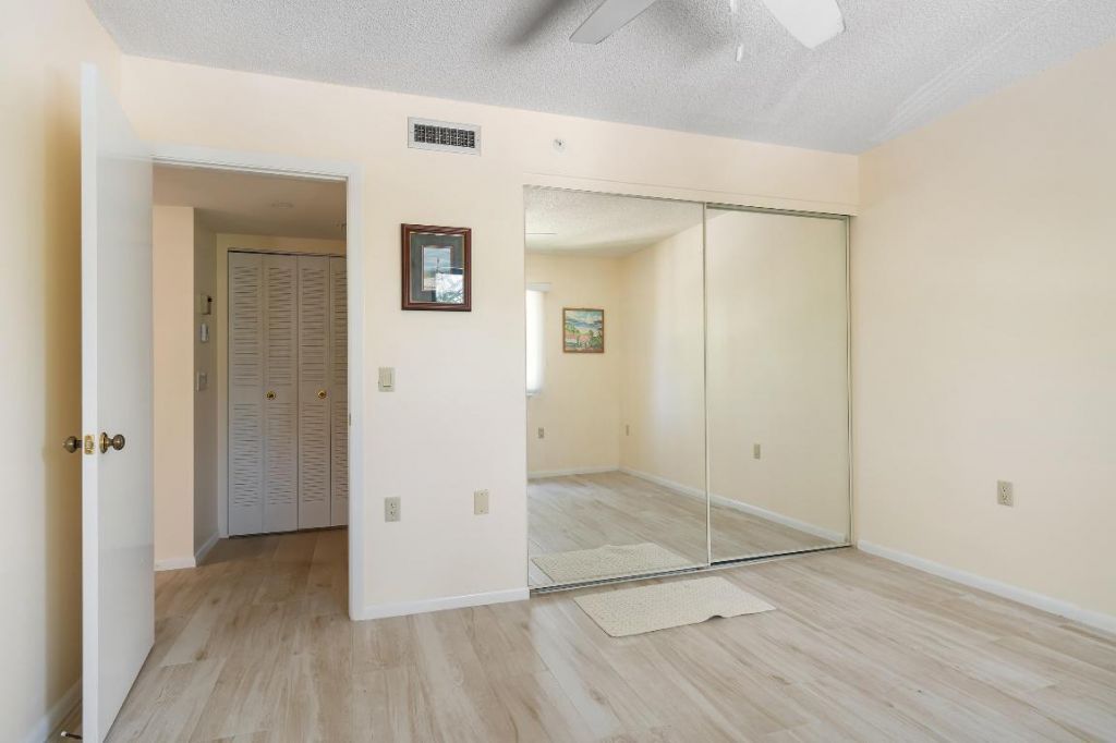 901 Seafarer Circle, Unit 306, Jupiter, FL 33477 Photo