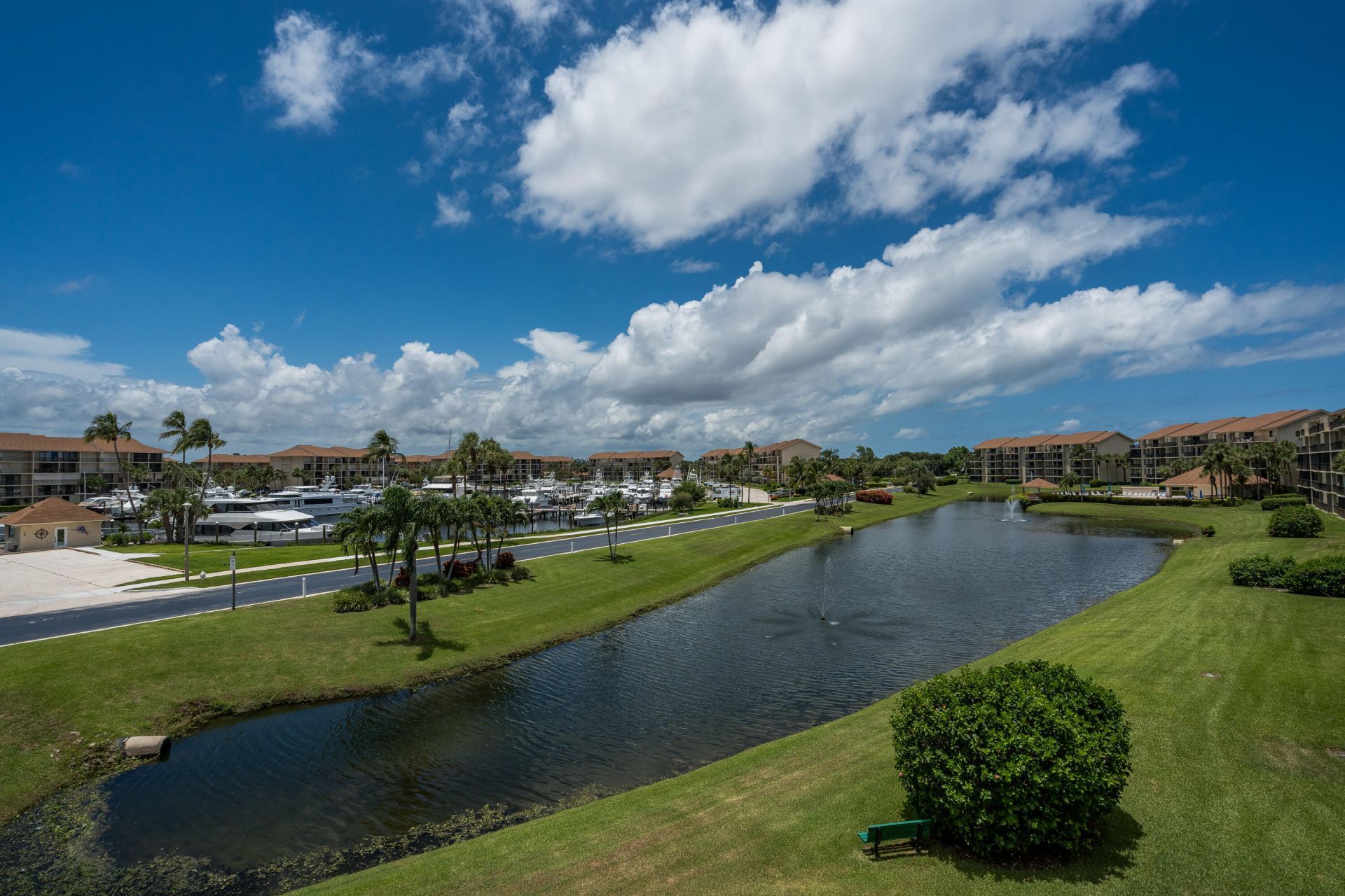901 Seafarer Circle, Unit 306, Jupiter, FL 33477 Photo