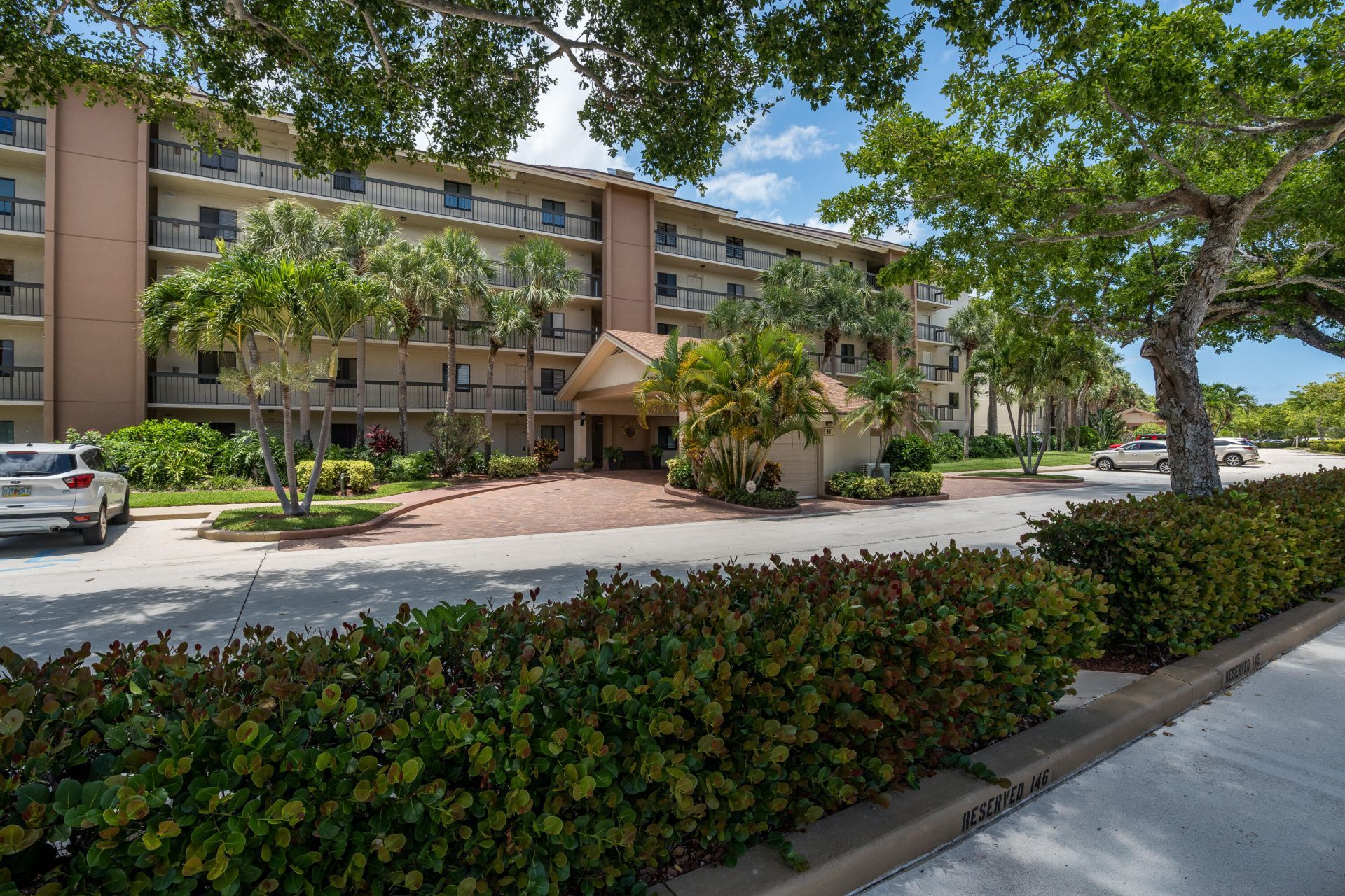 901 Seafarer Circle, Unit 306, Jupiter, FL 33477 Photo