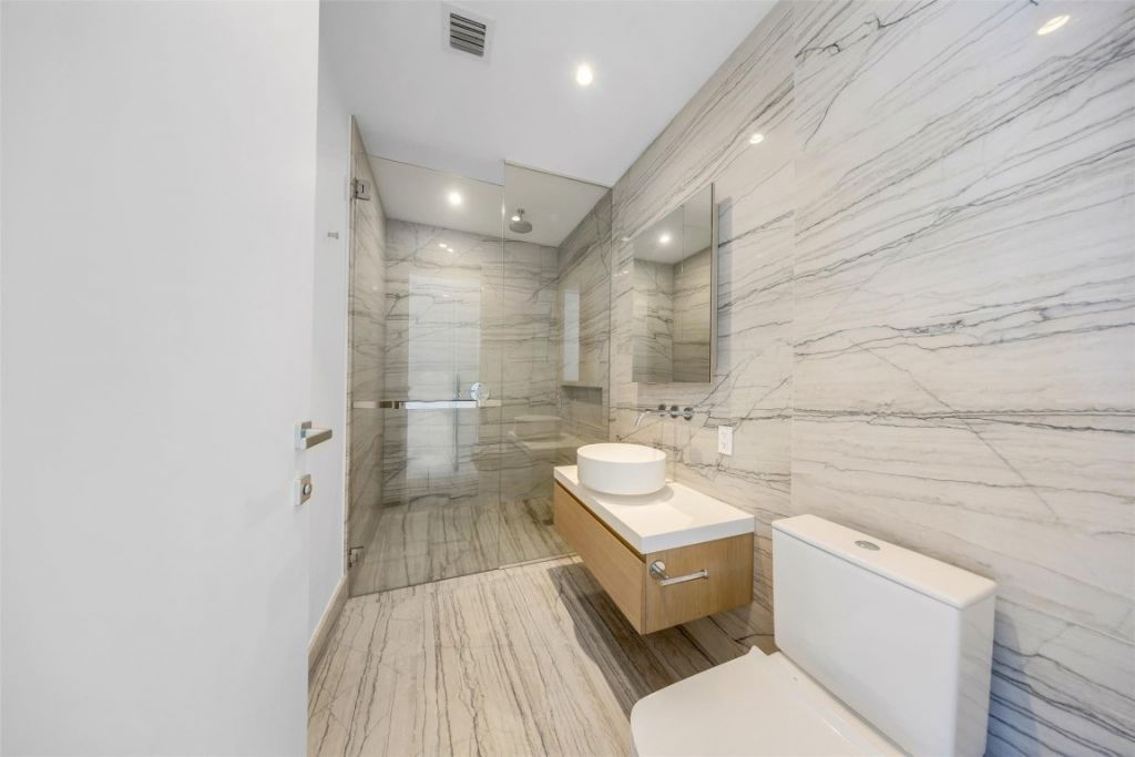 8701 Collins Avenue, Unit 701, Miami Beach, FL 33154 Photo