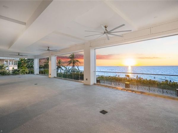 26 2nd AVE S, NAPLES, FL 34102