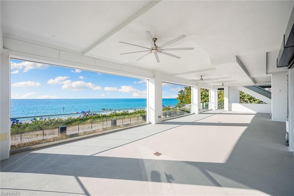 26 2nd Ave S, Naples, FL 34102 Photo