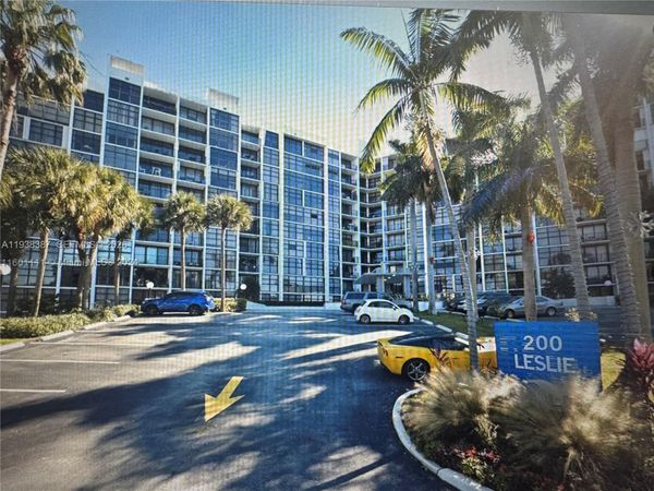 200 Leslie Dr, Unit 317, Hallandale Beach, FL 33009