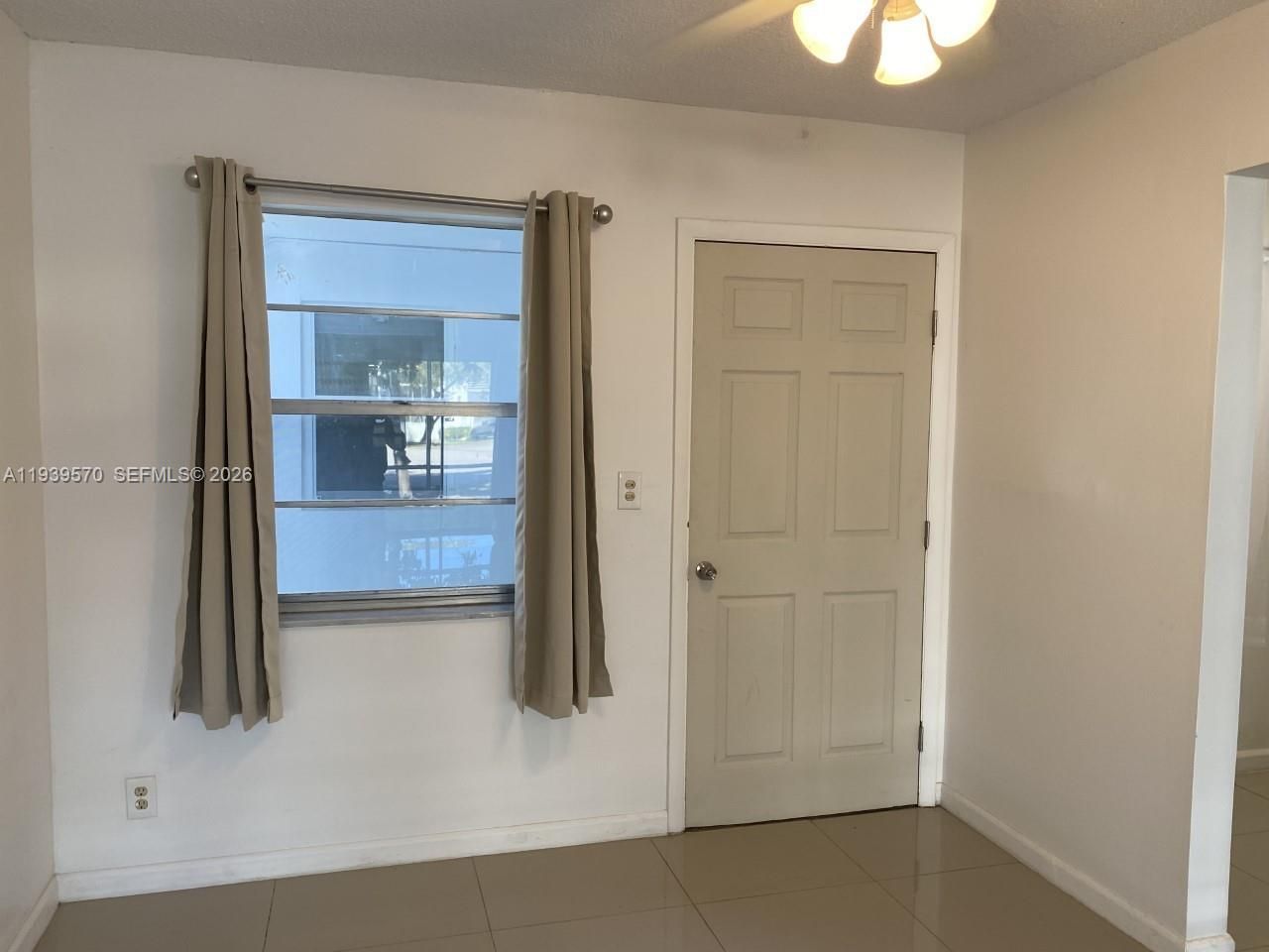 6505 Winfield Blvd, Unit B-19, Margate, FL 33063 Photo
