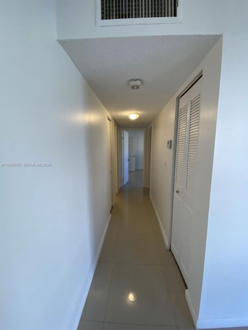 6505 Winfield Blvd, Unit B-19, Margate, FL 33063 Photo