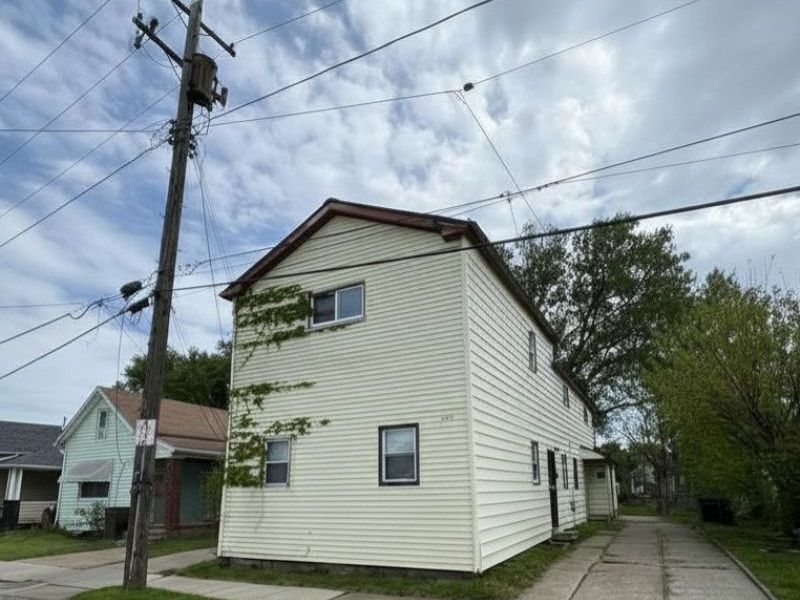 3411 W 49th Street, Cleveland, OH 44102 Photo 3