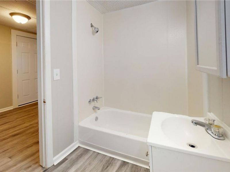 3411 W 49th Street, Cleveland, OH 44102 Photo 35