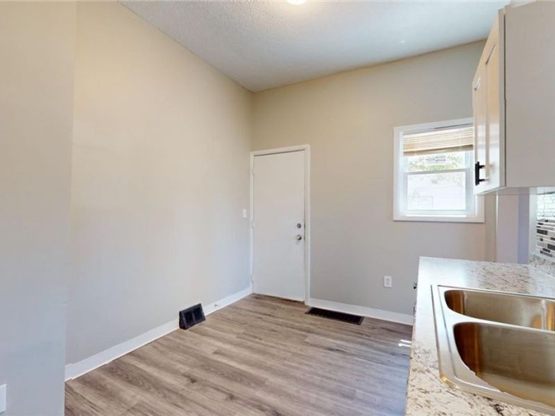 3411 W 49th Street, Cleveland, OH 44102 Photo 5