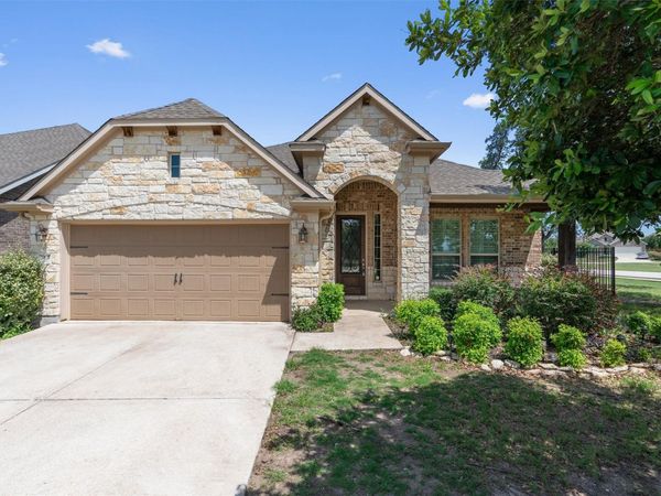 7901 Arbor Knoll CT, Lago Vista, TX 78645