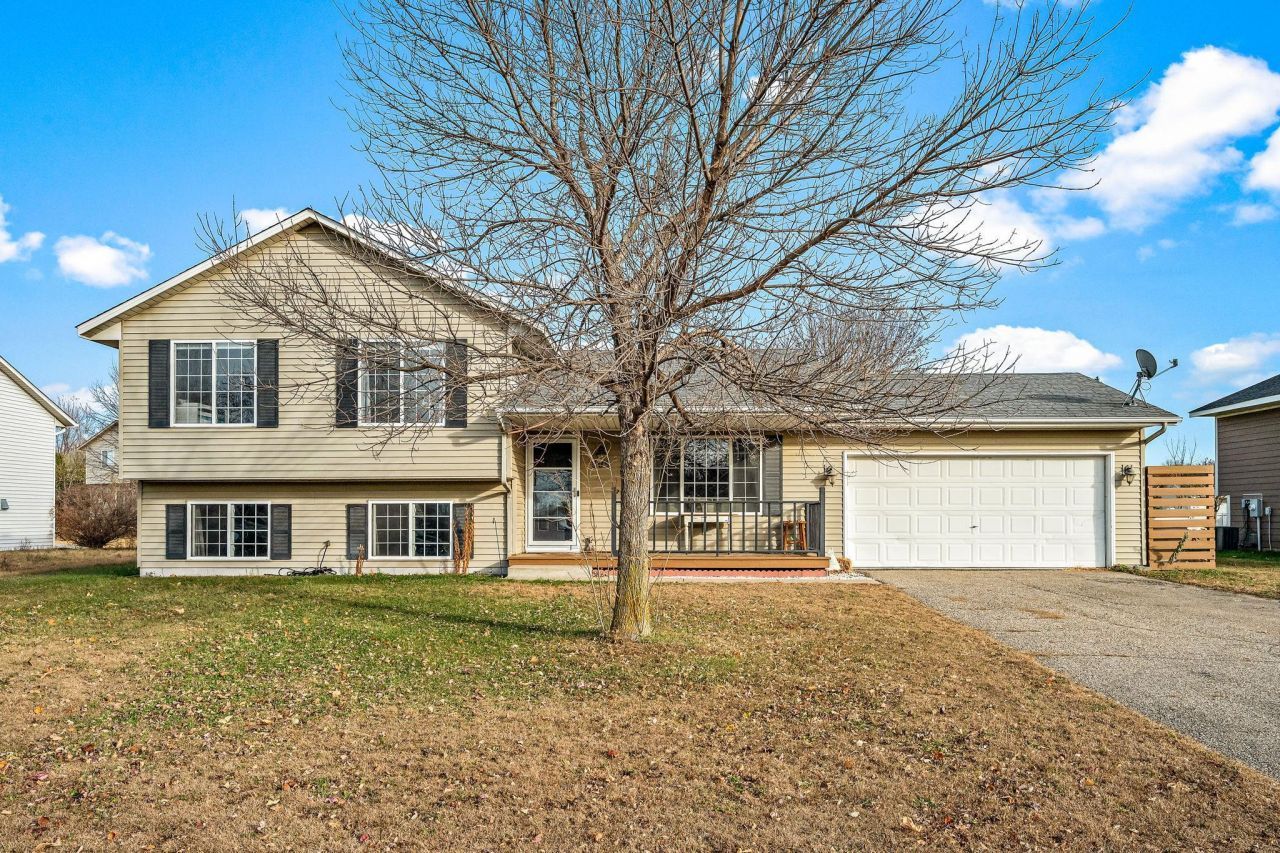 509 Lindsey Lane, Belle Plaine, MN 56011 Main Photo