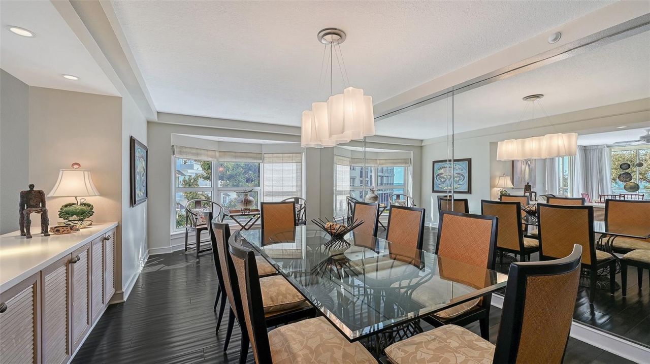 2550 Harbourside Drive, Unit 324, Longboat Key, FL 34228 Photo