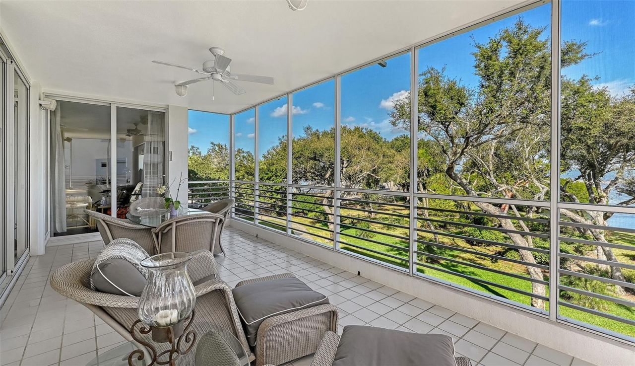 2550 Harbourside Drive, Unit 324, Longboat Key, FL 34228 Photo